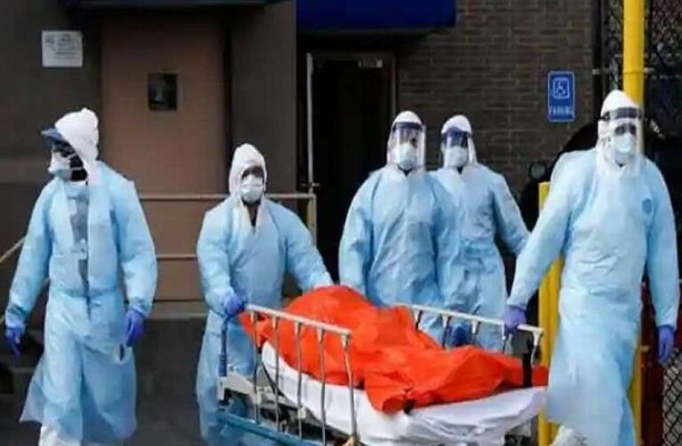 coronaamerica_6294080_835x547-m