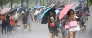 China-Rain-ChinaFotoPress-GettyImages-4832789701