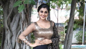 yashika-aannand-zombie-movie-audio-launch-56
